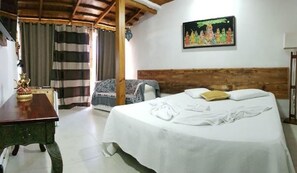 Luxury Room, Beachfront | Minibar, iron/ironing board, free WiFi, bed sheets - Thaiji Pousada e Parador (Florianópolis)