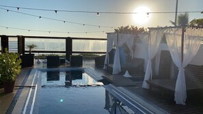 Outdoor pool - Thaiji Pousada e Parador (Florianópolis)