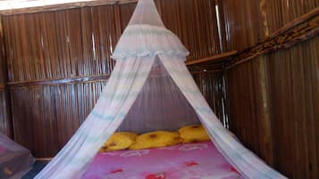 Economy Room | 1 bedroom, premium bedding, desk, iron/ironing board