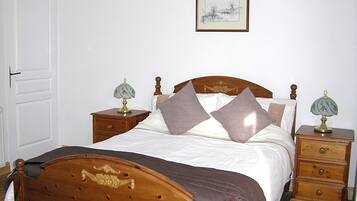 Comfort tweepersoonskamer | 2 slaapkamers, een strijkplank/strijkijzer, wifi, beddengoed