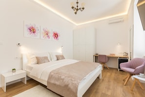 Premium bedding, minibar, in-room safe, desk - Spalato Luxury Rooms (Split)