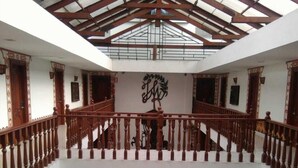 Unclassified image, 2 of 5, button - Hotel Misional (Santa Cruz)