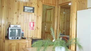 Unclassified image, 5 of 33, button - Las Casas de la Vega (Enguidanos)