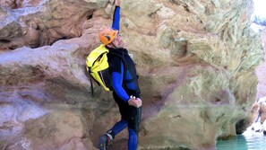Escalade sur rocher en plein air