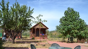 Unclassified image, 2 of 33, button - Las Casas de la Vega (Enguidanos)