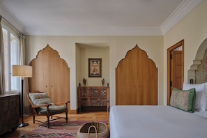 Junior Suite Village | Free minibar, in-room safe, soundproofing, free cribs/infant beds