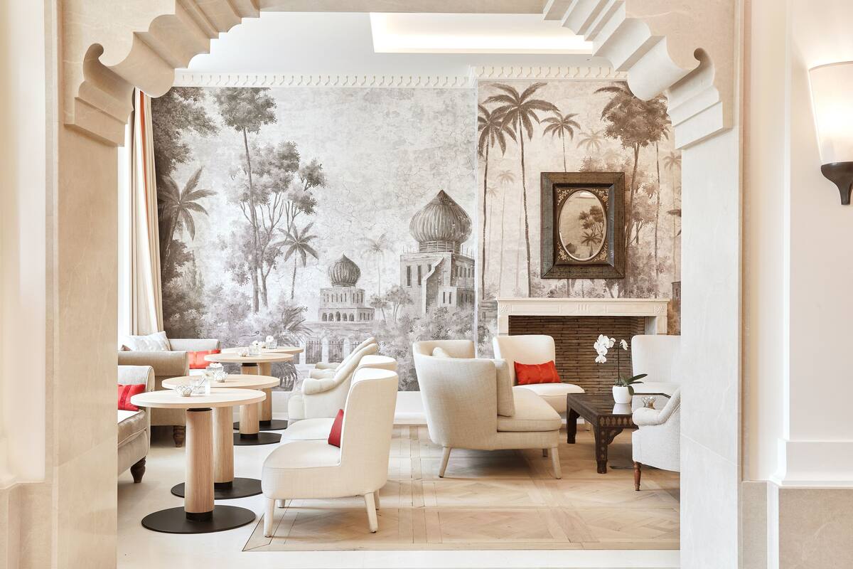 italian cuisine, pool views