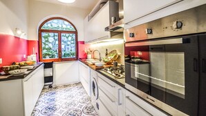 Apartment, 2 Bedrooms | Private kitchen | Coffee/tea maker, full-sized fridge, microwave, oven - Casa Marisa (Massa Lubrense)