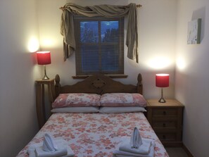 2 bedrooms, iron/ironing board, free WiFi, bed sheets - Inverness Apartments - Glen View (Inverness)