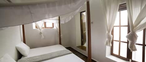 Standard Room, City View | Soundproofing, free WiFi, bed sheets