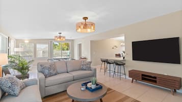 TV, DVD player, aparelho de som, escritórios