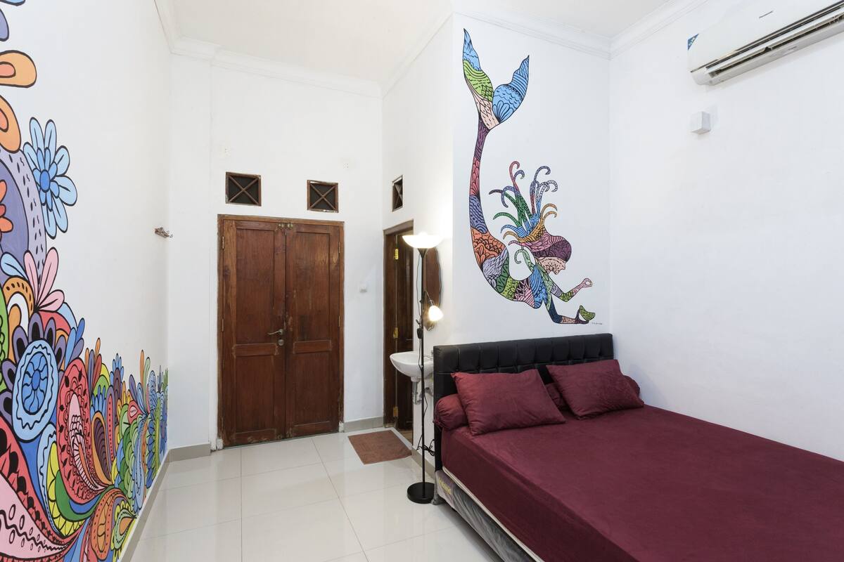 Superior Double Room, Non Smoking | Desk, iron/ironing board, free WiFi
