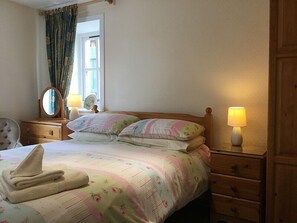 3 多间卧室、熨斗/熨衣板、免费 WiFi、床单