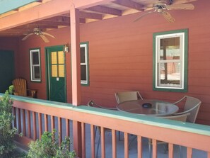 Suite, 1 King Bed with Sofa bed, Fireplace | Terrace/patio - Kernville Inn (Kernville)