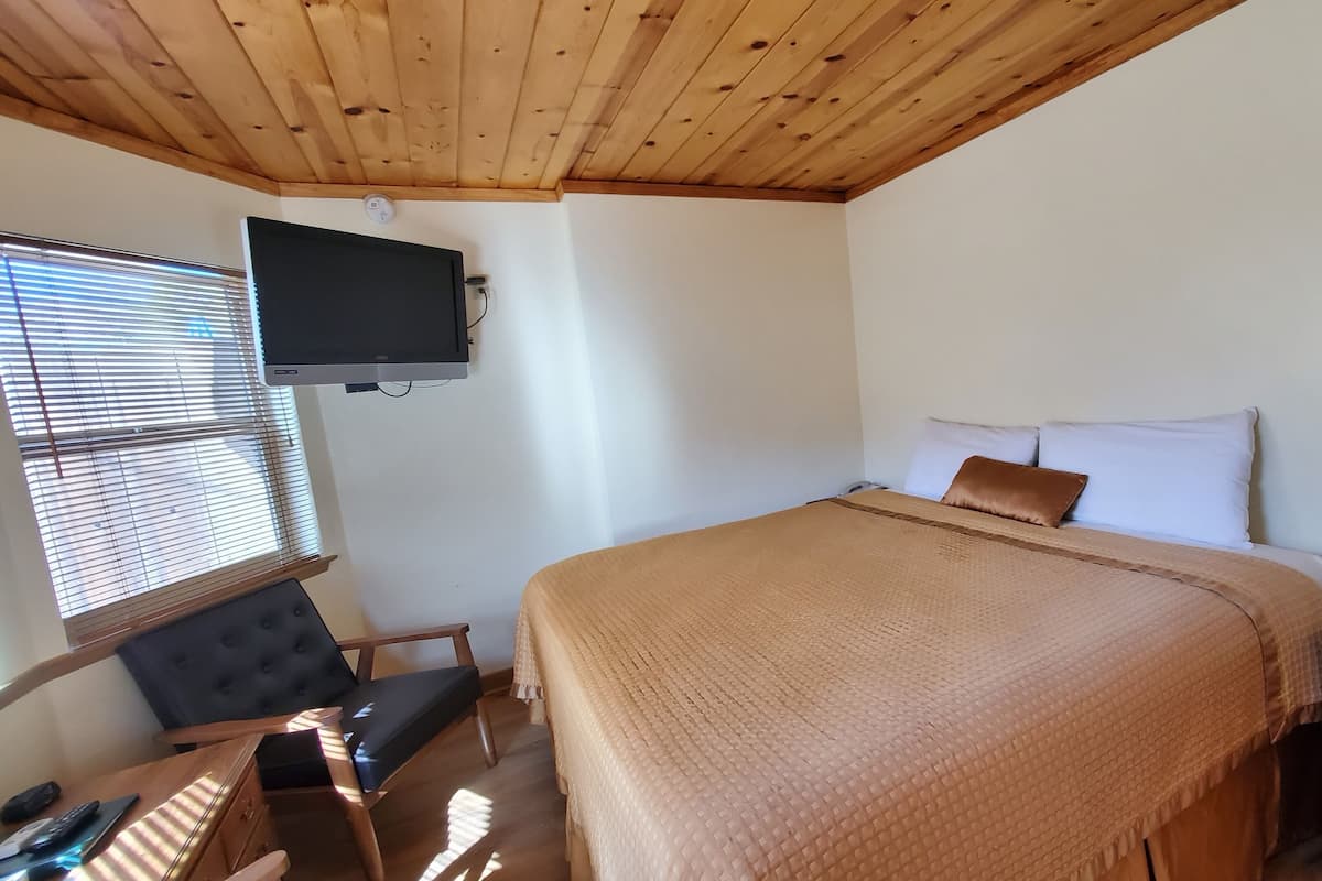 Studiosuite, 1 King-Bett, Kochnische | Hochwertige Bettwaren, Bügeleisen/Bügelbrett, kostenloses WLAN