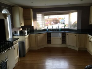 Private kitchen - Inverness Apartments - West Heather (Inverness)