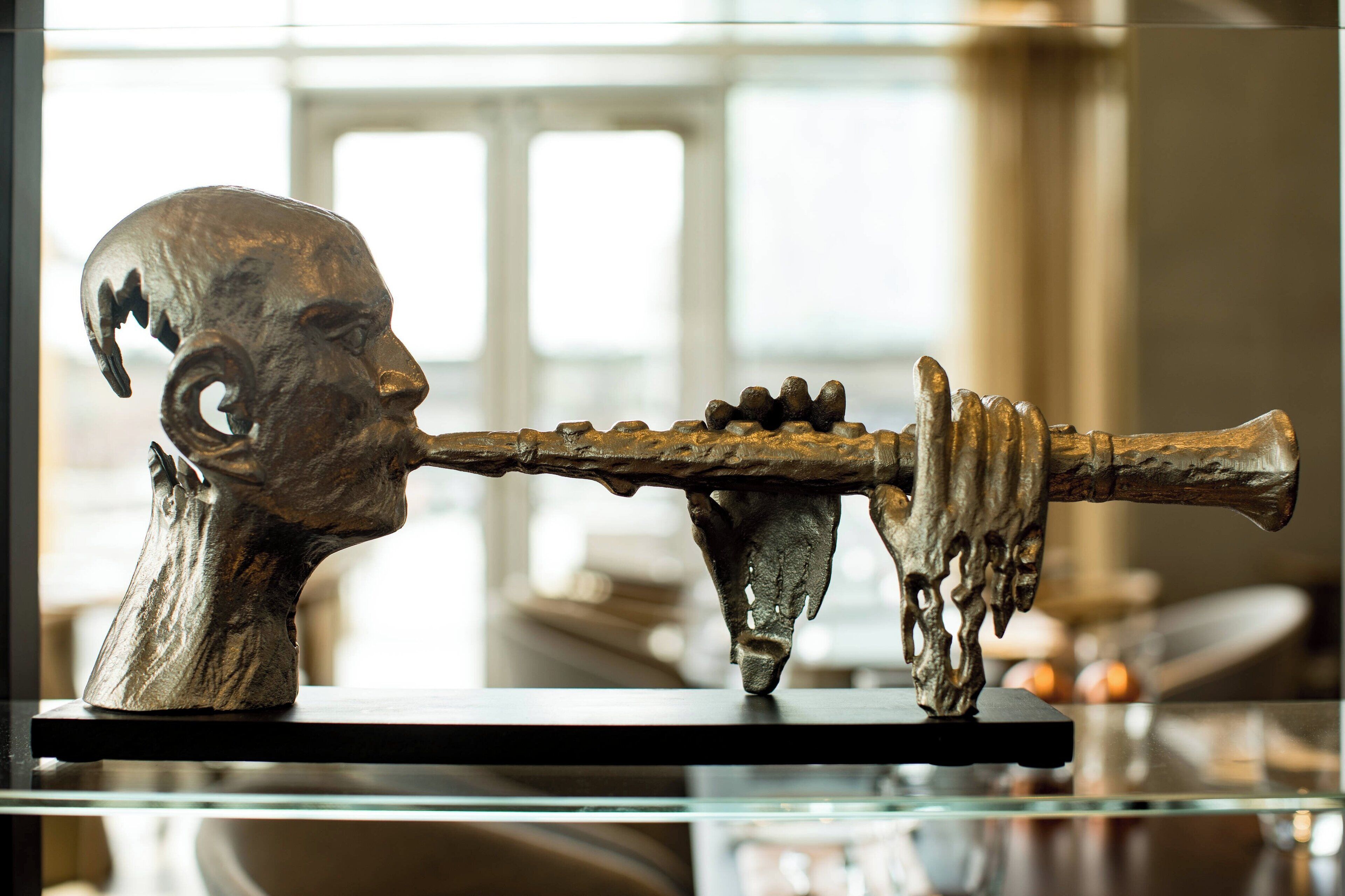 breakfast, lunch and dinner served