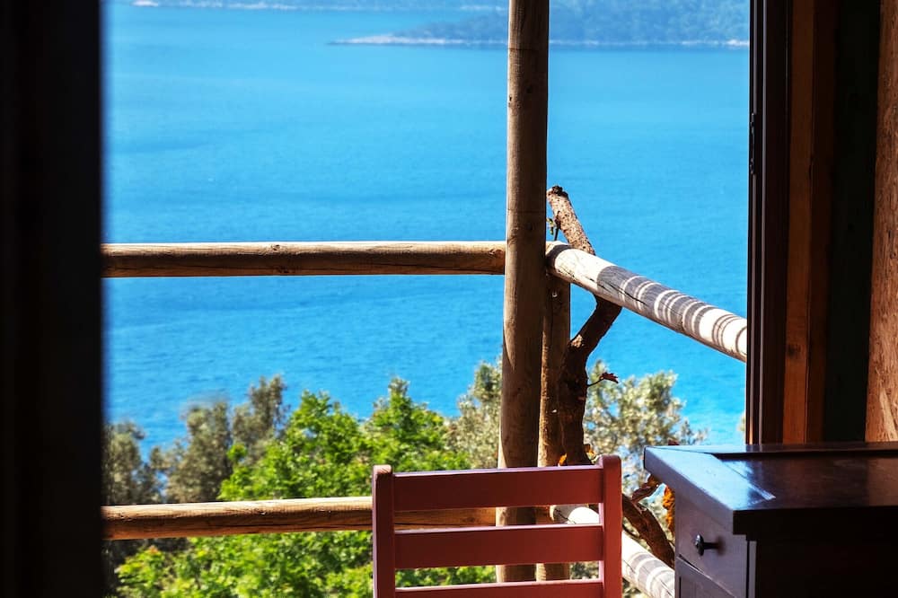 Deep Ocean Camping - Adults Only