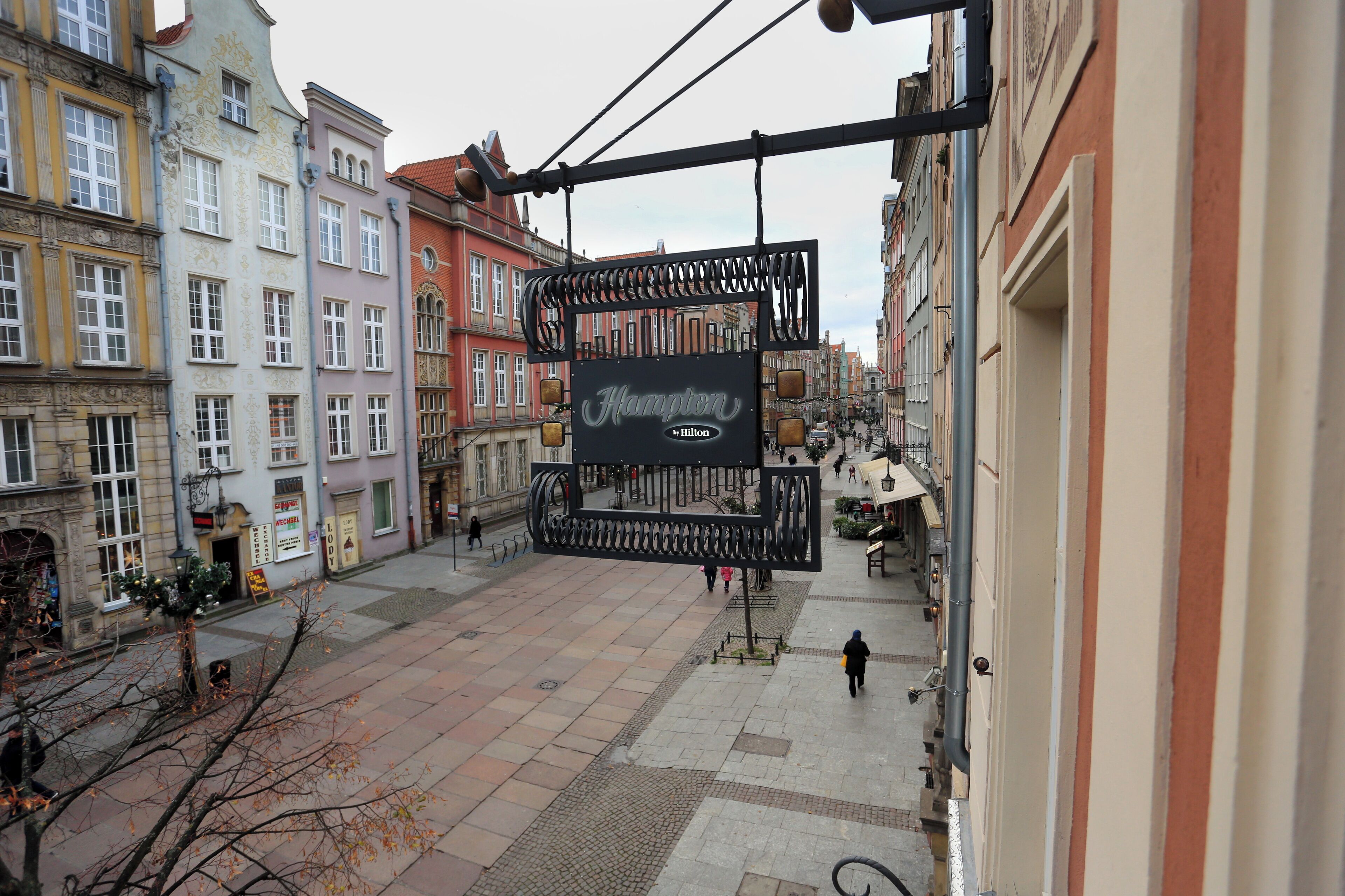 premium bedding, in-room safe, blackout curtains, soundproofing