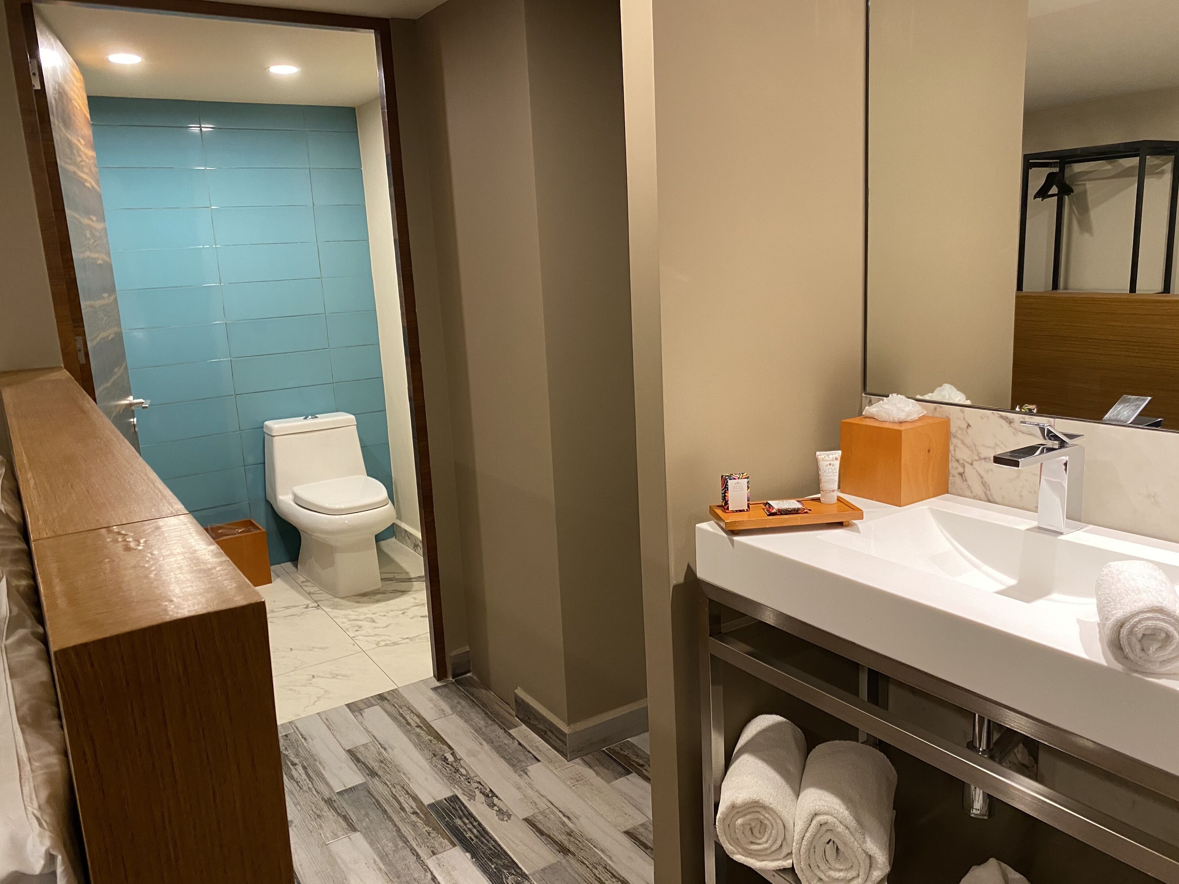 junior suite | bathroom | shower, rainfall showerhead, free toiletries, hair dryer