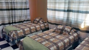 Desk, cots/infant beds, rollaway beds, free WiFi - Hotel Rancho Infinito (El Cuco)