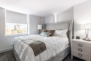 Luxury Suite, 2 Bedrooms | Iron/ironing board, free WiFi, bed sheets - Pioneer Pocket Hotel (Lubbock)