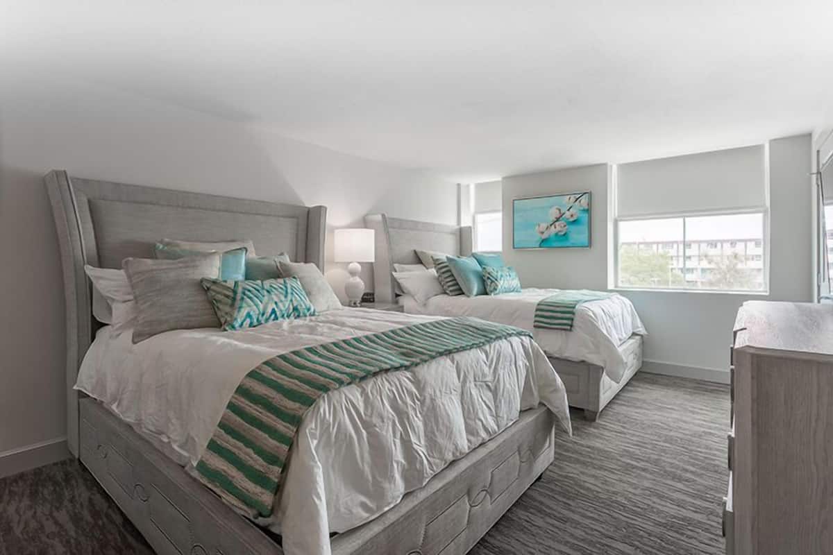 1 bedroom, iron/ironing board, free WiFi, bed sheets