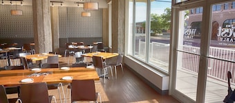 Pioneer Pocket Hotel