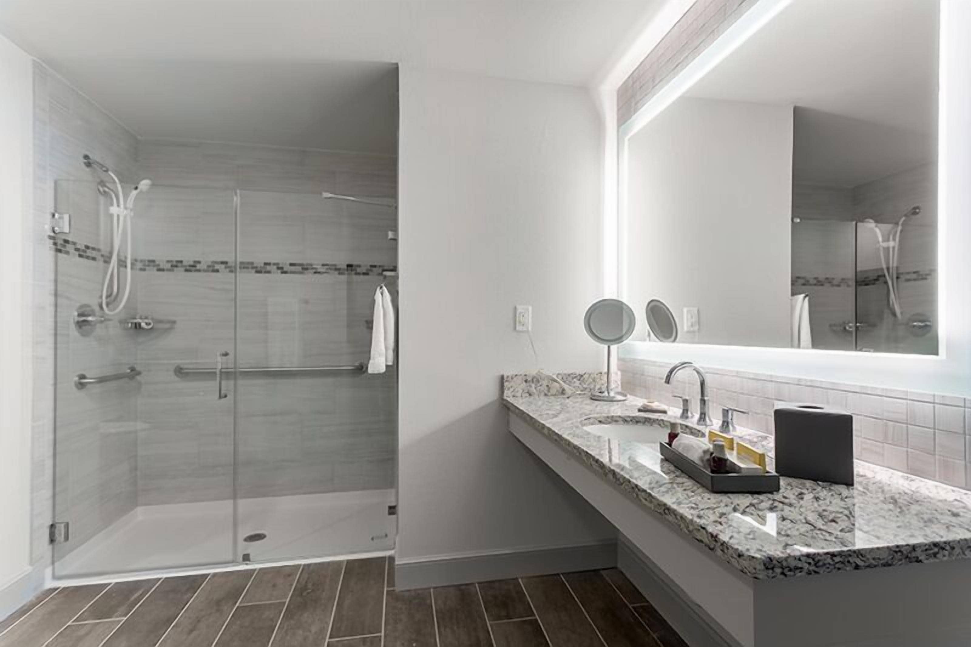 standard room, 2 queen beds | bathroom | shower, free toiletries, towels