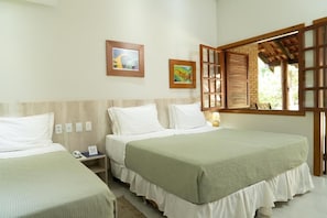 Minibar, wifi gratis, ropa de cama