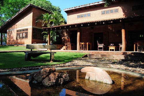 Fachada da propriedade
