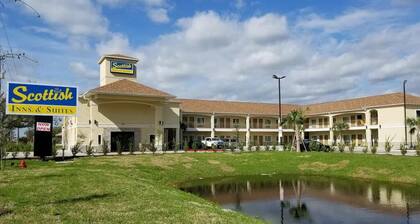 Scottish Inns & Suites Bay City, TX