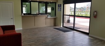 Scottish Inns & Suites