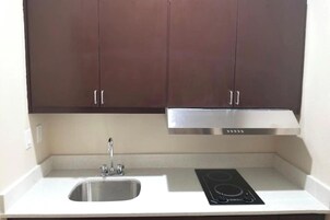 Fridge, microwave