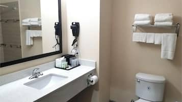 Suite, 1 Queen-Bett, Nichtraucher, Kochnische | Badezimmer | Kostenlose Toilettenartikel, Haartrockner, Handtücher, Seife