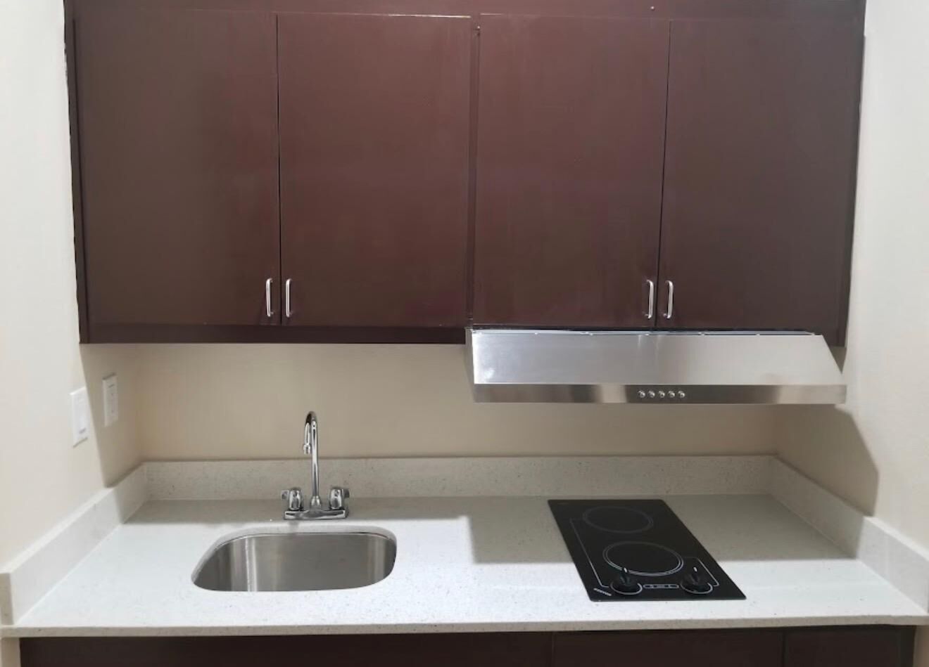 Fridge, microwave