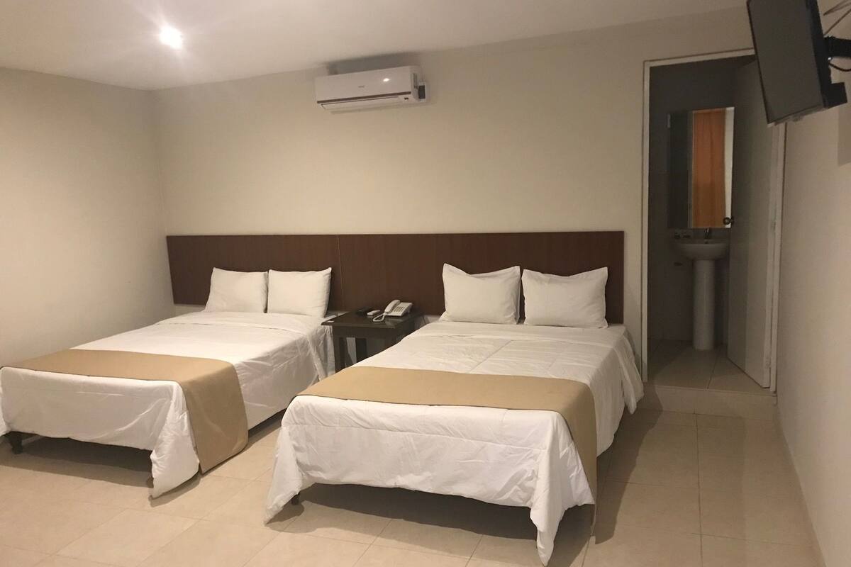 Twin Room | Desk, iron/ironing board, free WiFi