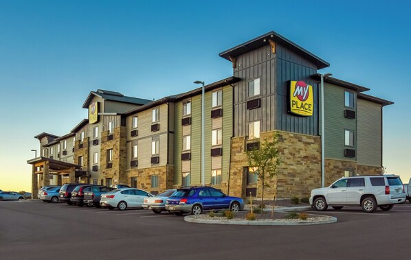 Front of property - My Place Hotel - Colorado Springs, CO (Colorado Springs)