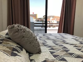 1 habitación, tabla de planchar con plancha y wifi gratis 