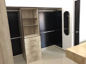 Familien-Stadtwohnung, 3 Schlafzimmer | Zimmerausstattung