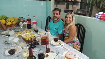 Free daily cooked-to-order breakfast