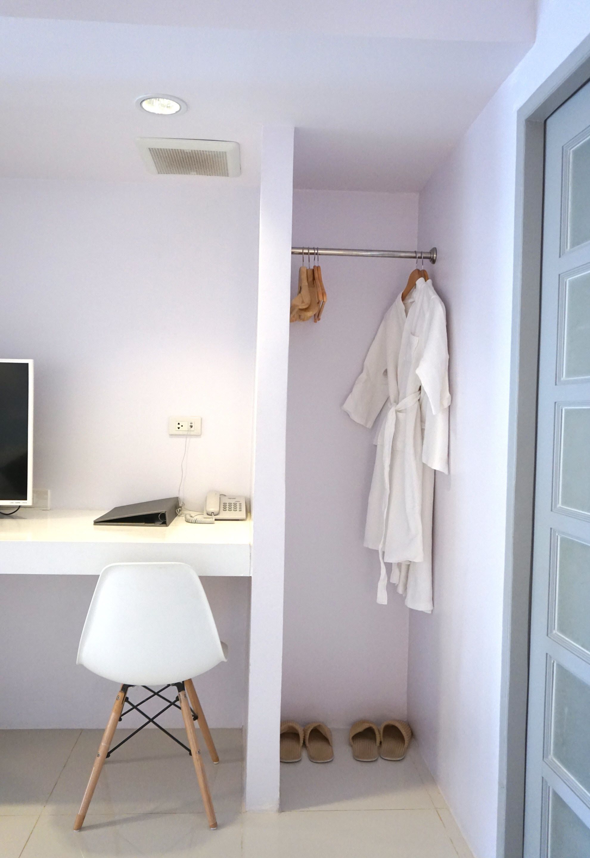 standard double room | room amenity