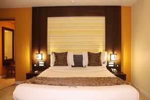 1 habitación, escritorio, tabla de planchar con plancha y wifi gratis 