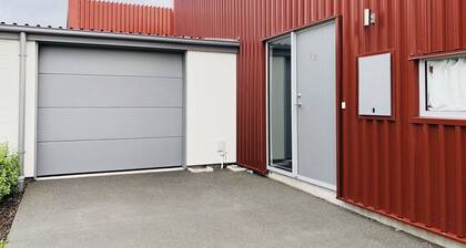 Lovely Sunny Home Sweet Home