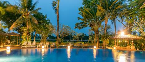 2 outdoor pools, open 9:00 AM to 6:00 PM, pool umbrellas, sun loungers