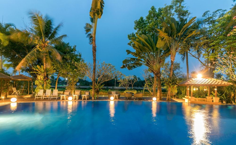 Floral Hotel Sheik Istana Chiang Mai by null