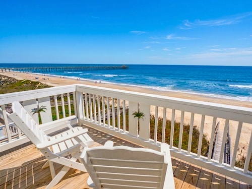 Sea the Love | Oceanfront, Oceanside Hot Tub + Elevator