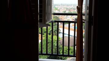 Apartemen Comfort (2 Bedrooms) | Balkon