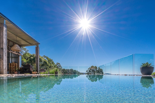 Outdoor pool, pool loungers