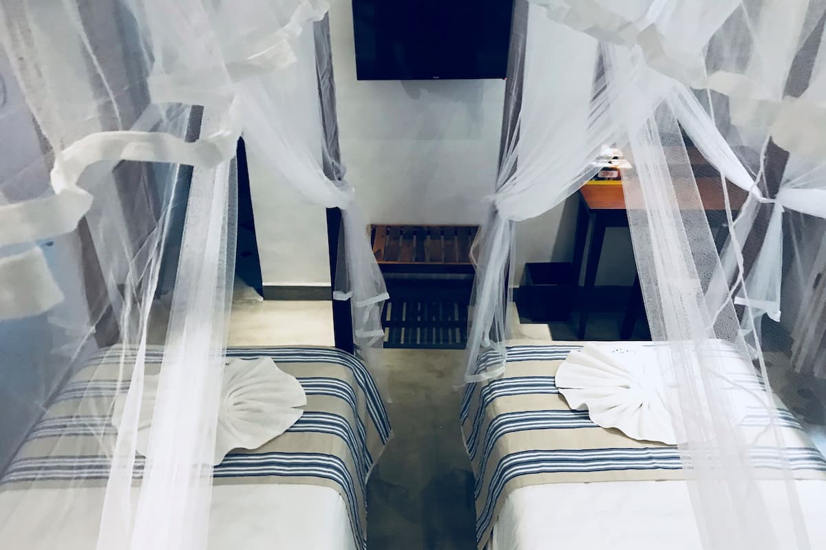 1 bedroom, premium bedding, in-room safe, desk